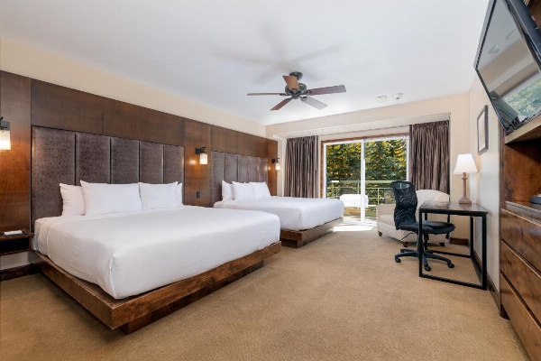 The Peaks Resort and Spa image 3